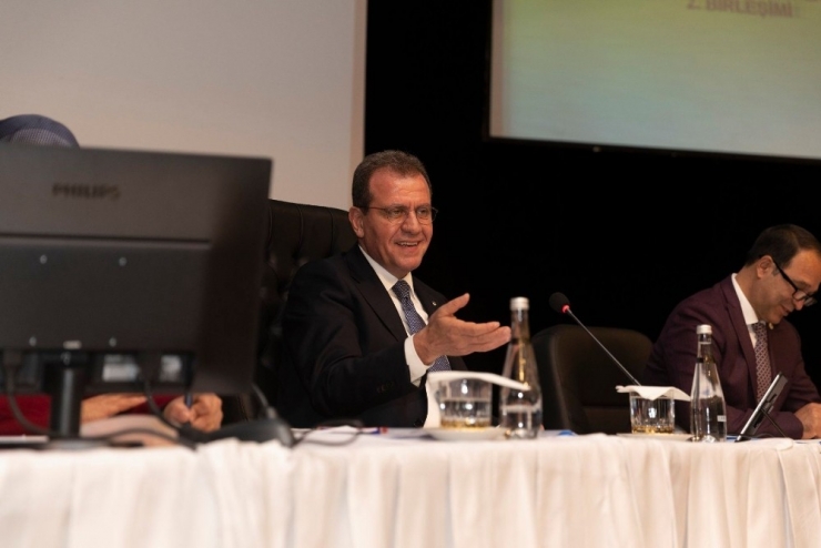 Seçer: “Ben Yüzde 2 Alıyorum. Siyasi Sorumluluğunu Da Alıyorum”