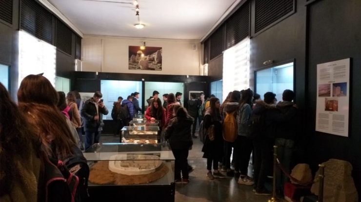 Bu Kez Müzeye Selfie İçin Geldiler