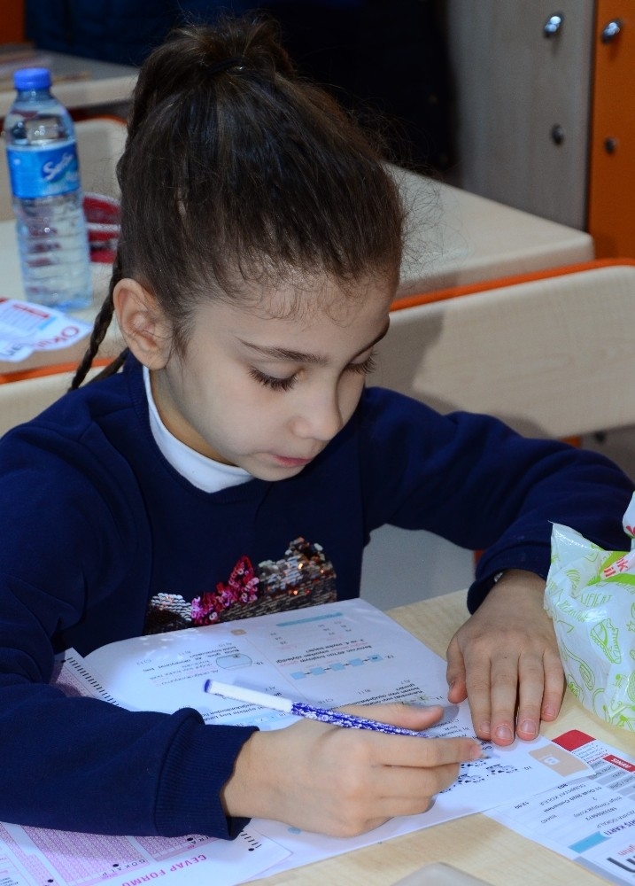 Öğrenciler En İyisi Olabilmek İçin Ter Döktü.