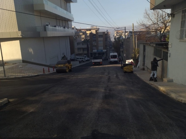 Konak’ta 8 Bin 500 Ton Asfalt Serilmişti, 2020’de Hedef 12 Bin Ton