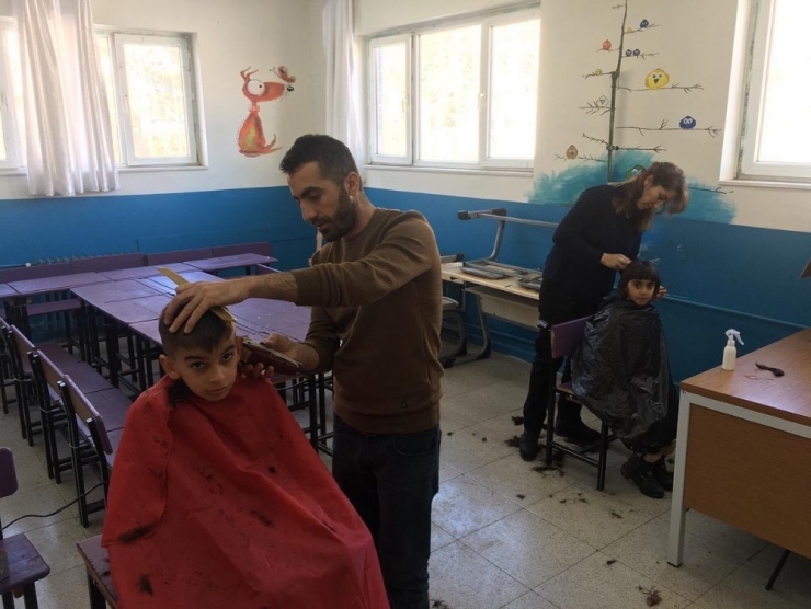 Uludere’de Kuaförüm Köyümde Projesi