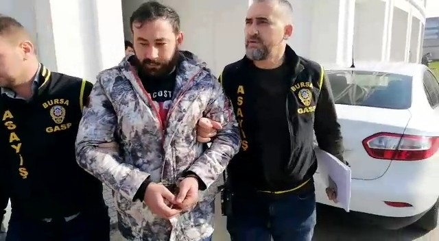 "Dur" İkazına Uymayarak Polisi Yaralayan Sürücü Adliyede