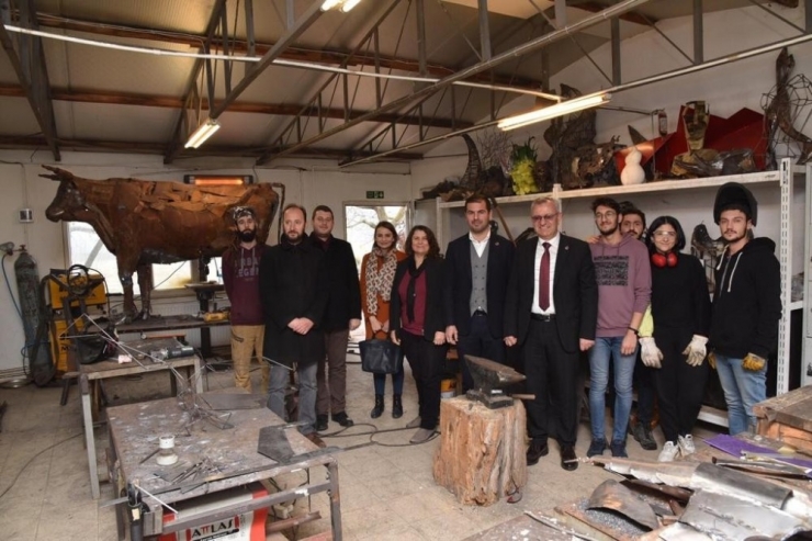 Trakya Üniversitesi Güzel Sanatlar Fakültesinden Keşan’a Sanatsal Dokunuş