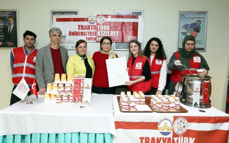 Trakya Üniversitesinden Final Haftası Boyunca Öğrencilere Çorba İkramı