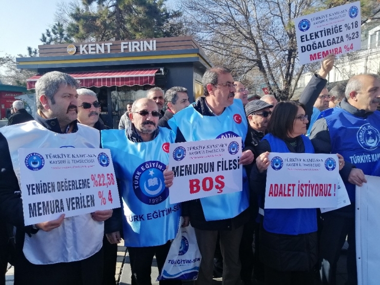 Maaş Bordroları Yakıp, Zamma Tepki Gösterdiler