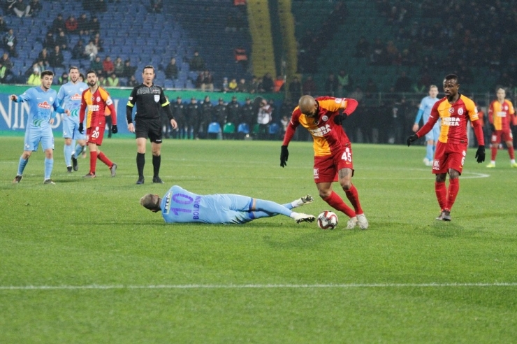 Ziraat Türkiye Kupası: Çaykur Rizespor: 1 - Galatasaray: 1 (İlk Yarı)