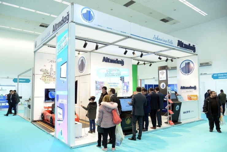 Ankara Kalesi’ne Kuşbakışı Seyahat