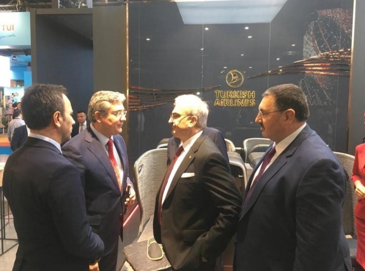 Vali Karaloğlu, Turizm Fuarına Katıldı