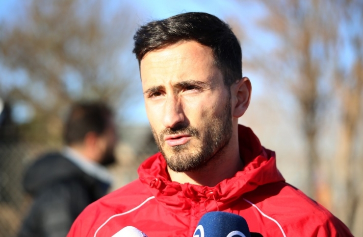 Erdoğan Yeşilyurt: "Beşiktaş Maçına Hazırız, Galip Dönmek İstiyoruz"