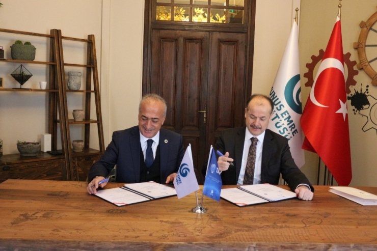 Yunus Emre Enstitüsü İle İş Birliği Protokolü İmzalandı