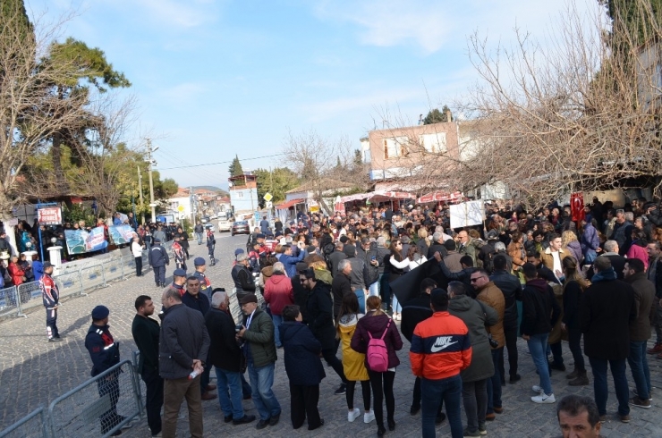 Didim’de Çed Toplantısı Öncesi Arbede