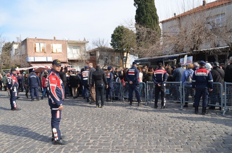 Didim’de Çed Toplantısı Öncesi Arbede