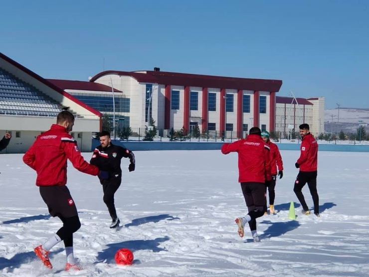 Bal Ligi’nde Doğu Derbisi