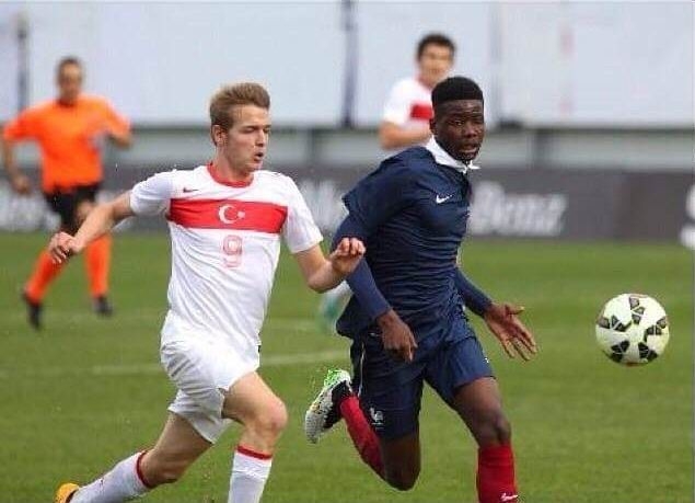 Salihli Belediyespor’a Genç Milli Forvet