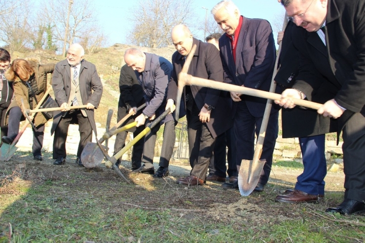 Konuralp’te Tarih Gün Yüzüne Çıkıyor