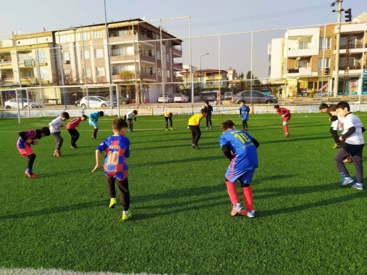 Öğrenciler İçin Ara Tatilde Futbol Turnuvası Düzenlenecek