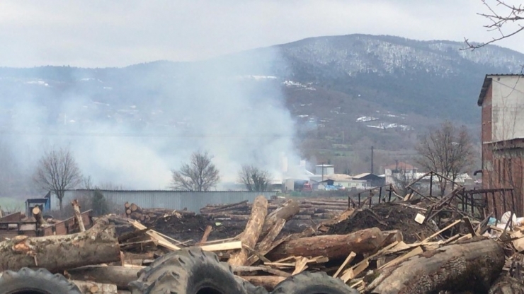 Çanakkale’de 50 Bin Liralık Saman Balyası Yandı
