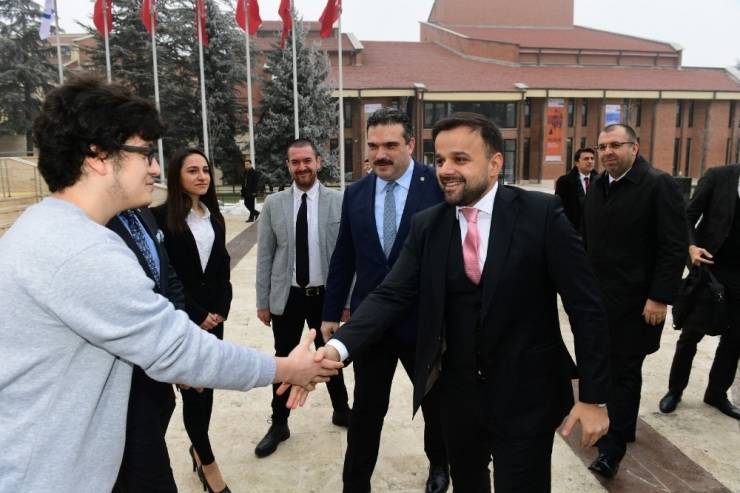 Cumhurbaşkanlığı Dijital Dönüşüm Ofisi Başkanı Dr. Ali Taha Koç Anadolu Üniversitesi’nde