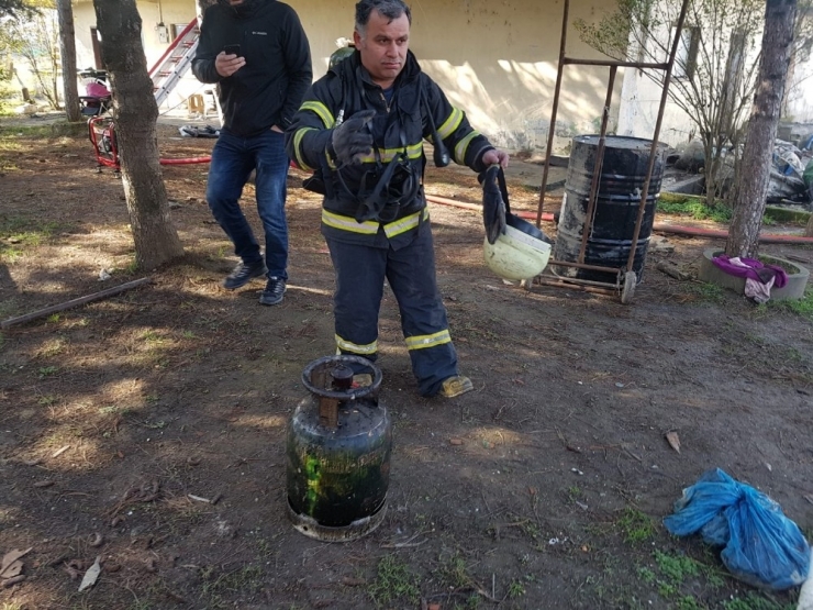 Sobadan Çıkan Kıvılcım Evi Yaktı
