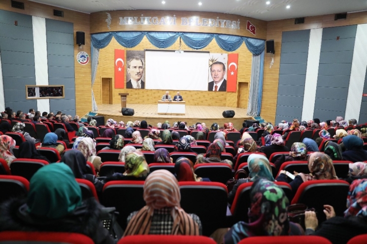 İl Müftüsü Güven, Melikgazi İlçe Müftülüğü Personel Toplantısına Katıldı