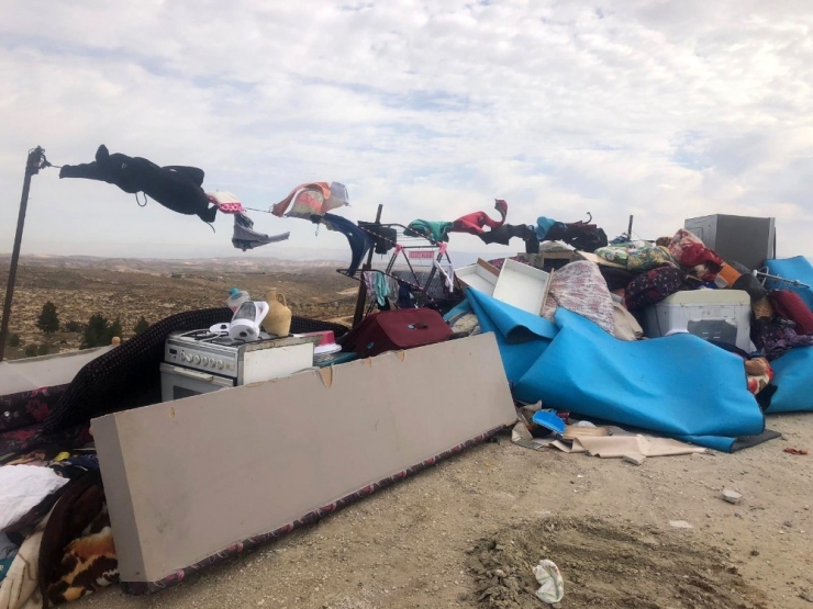 İsrail Güçleri Filistinli Ailenin Evini İkinci Kez Yıktı