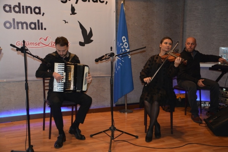 Nazım Hikmet İzmit’te Anıldı