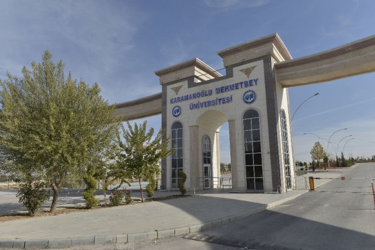 Rektör Akgül: “Üniversitemizdeki Akademik Altyapı Güçlenmeye Devam Ediyor”