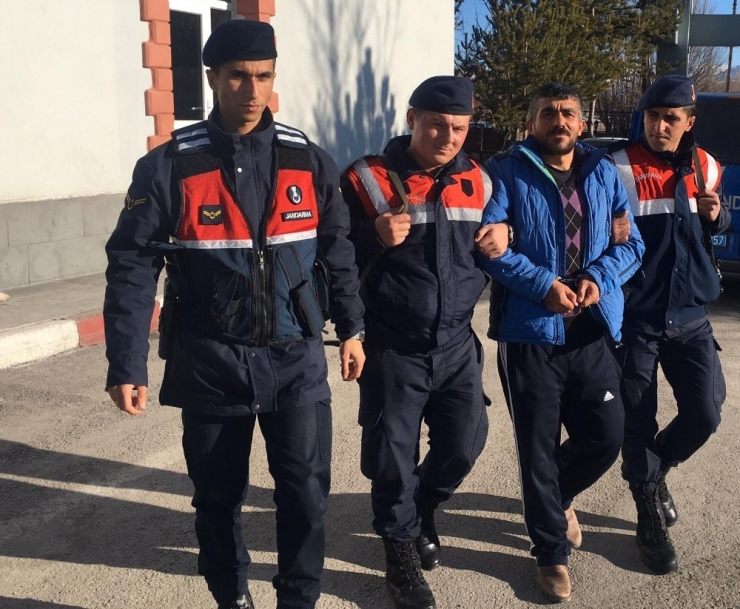 10 Yıl 5 Ay Hapis Cezası Bulunan Şahıs Jandarma Ekiplerince Yakalandı