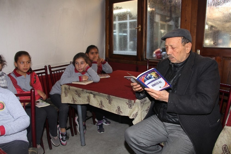 Taş Sesi Yerini, Kitap Okuma Sessizliğine Bıraktı