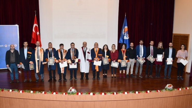 Proje Ve Uluslararası Yayın Sahibi Öğretim Elemanlarına Teşekkür Belgesi Verildi