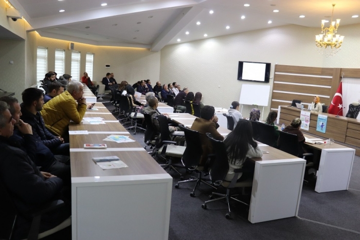 Niğde Belediye Başkanı Emrah Özdemir Sağlıklı Şehir Projesi Sunumuna Katıldı