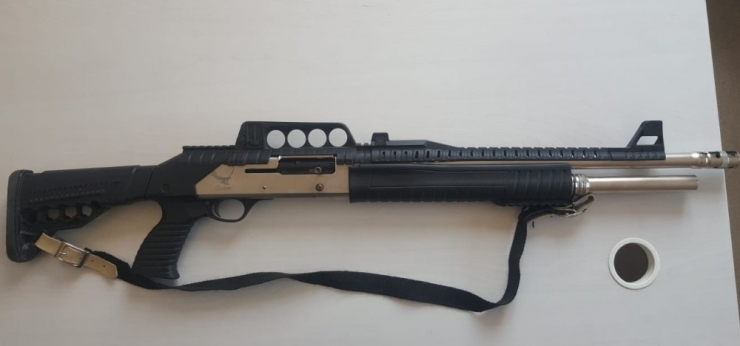 Polis, Körfez İlçelerinde Yaptığı Uygulamalarda 9 Adet Silah Ele Geçirdi