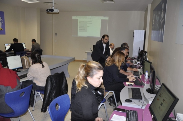 Safranbolu’da Öğretmenlere "Ab Proje Eğitimi" Verildi