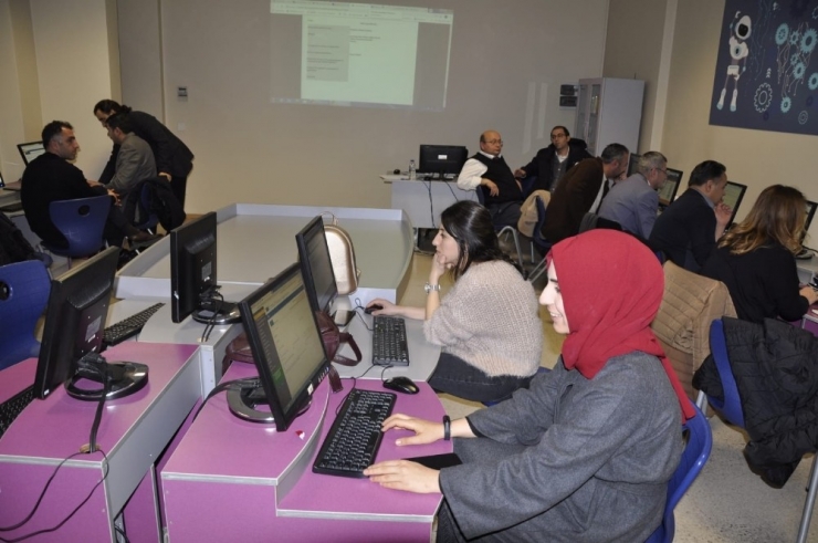 Safranbolu’da Öğretmenlere "Ab Proje Eğitimi" Verildi