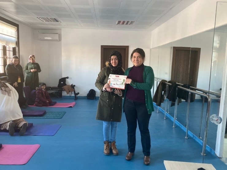 Sincan’da Anne Adaylarına Sertifikalı Eğitim