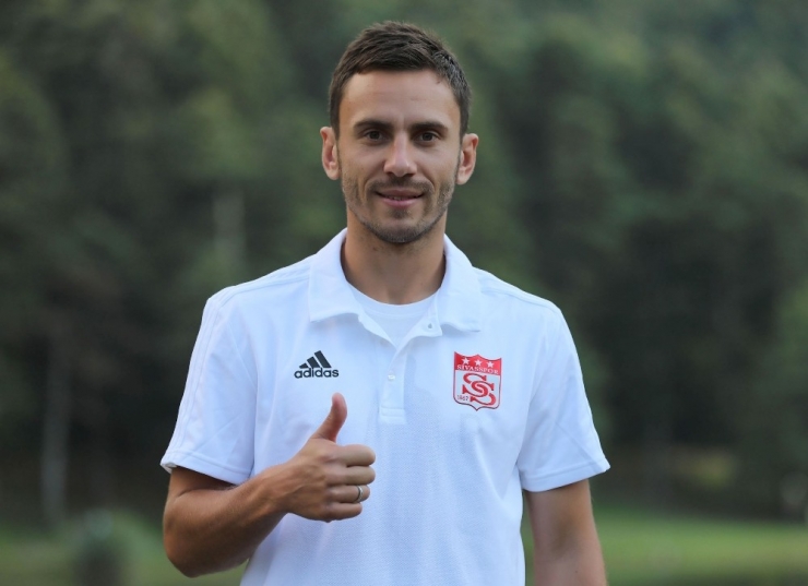 Sivasspor’da Serhiy Rybalka’nın Sözleşmesi Feshedildi