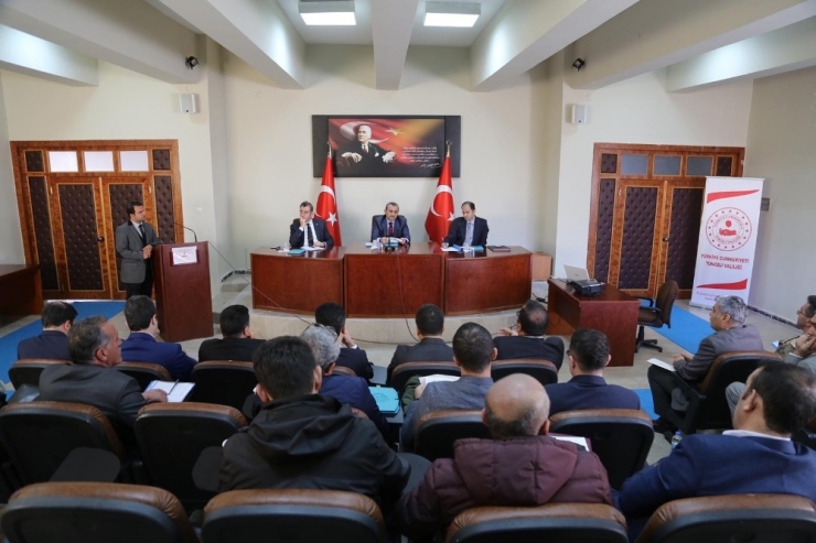 Tunceli’de Uyuşturucu İle Mücadele Toplantısı