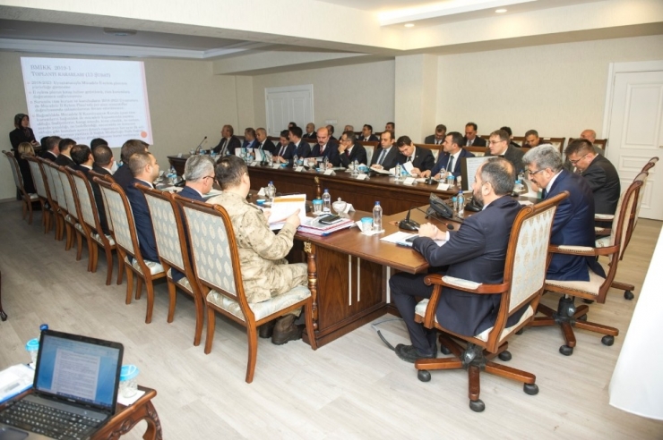 Van’da ‘Bağımlılıkla Mücadele İl Ve İlçe Koordinasyon Toplantısı’ Yapıldı