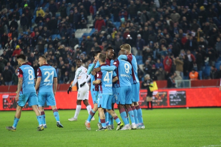 Ziraat Türkiye Kupası: Trabzonspor: 2 - Denizlispor: 0 (Maç Sonucu)