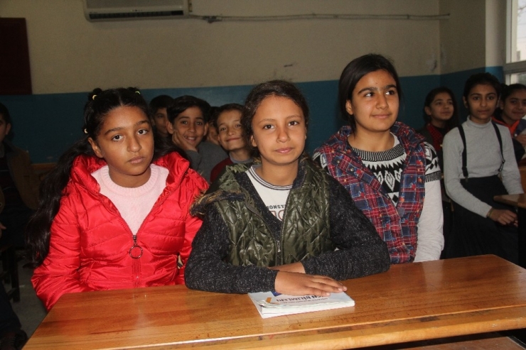 Kardeşi İçin Okulu Bıraktı, Kazada Ölünce Yeniden Başladı
