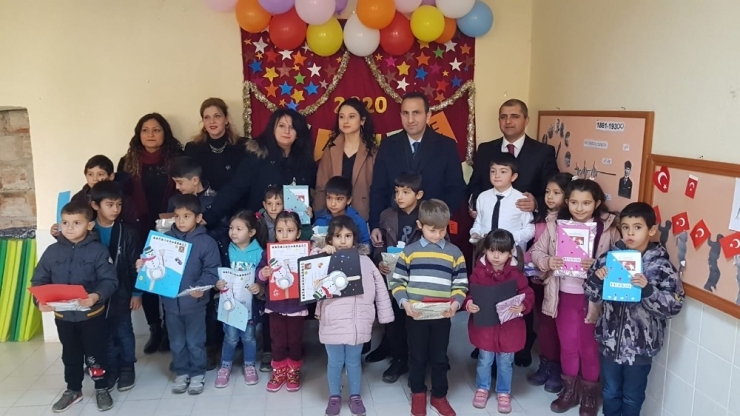 Ayvacık’ta 4 Bin 16 Öğrenci Karne Aldı