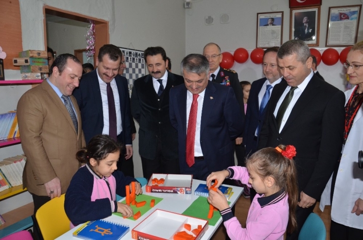 Öğrencilerin Karne Heyecanı