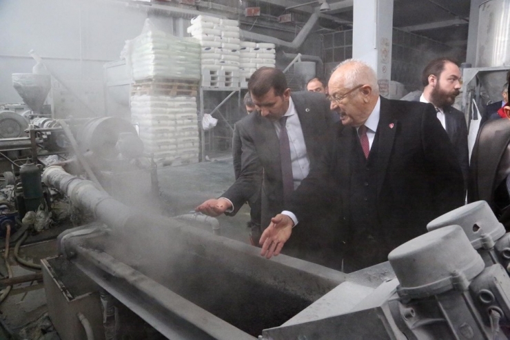 Sivas Ve Gebze Arasında Kardeş Organize Sanayi Bölgesi Protokolü İmzalandı