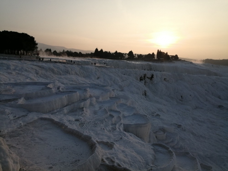 ’Beyaz Cennet’te Gün Doğumu Bir Başka Güzel