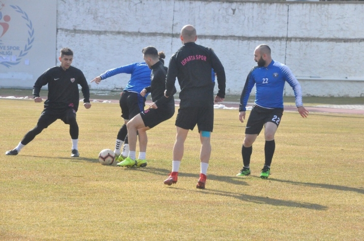 Isparta 32 Spor’dan Farklı Prova: 8-0