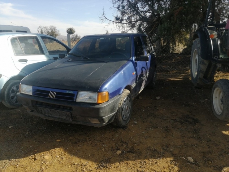 Çaldığı Otomobili 2 Koyuna Takas Etti