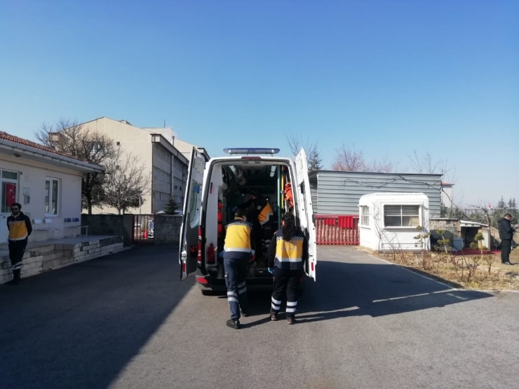 84 Yaşındaki Hasta Hava Ambulansı İle Hastaneye Yetiştirildi