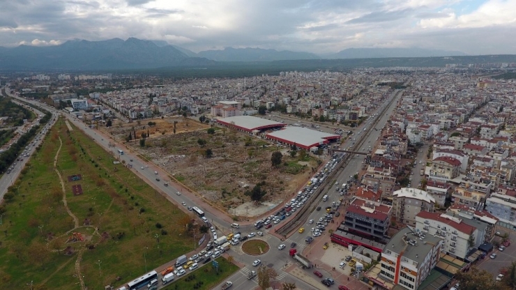 Gülveren’de Hak Sahiplerine 320 Daire İnşa Edilecek