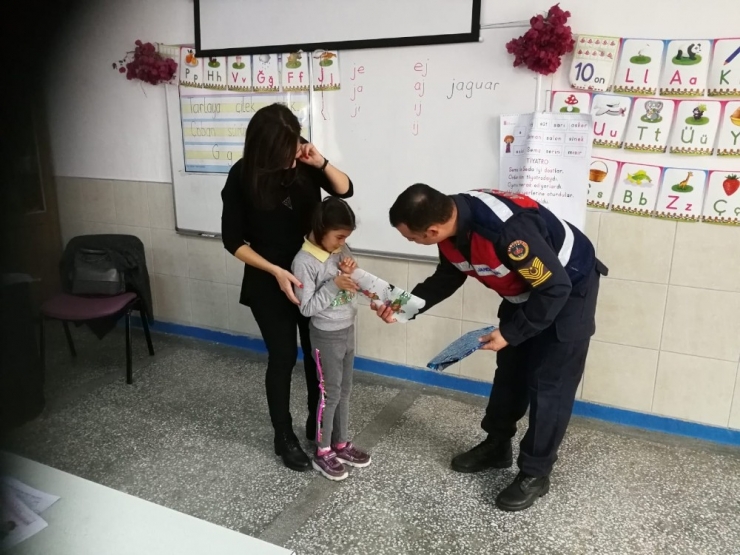 Jandarmadan Öğrencilere Karne Hediyesi, Kurallara Uymayan Servisçilere Ceza