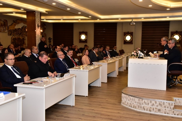 Manisa’da Bağımlılıkla Mücadele Toplantısı Yapıldı